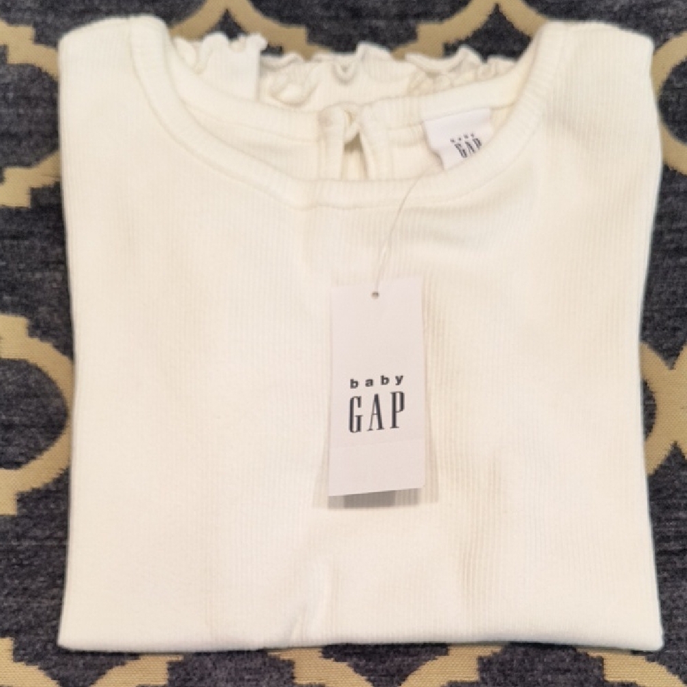 Baby GAP White Top